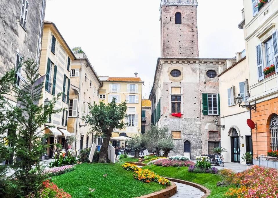 Ampio Appartamento Per 9 Persone A Pochi Passi Dal Mare Albenga Extérieur photo